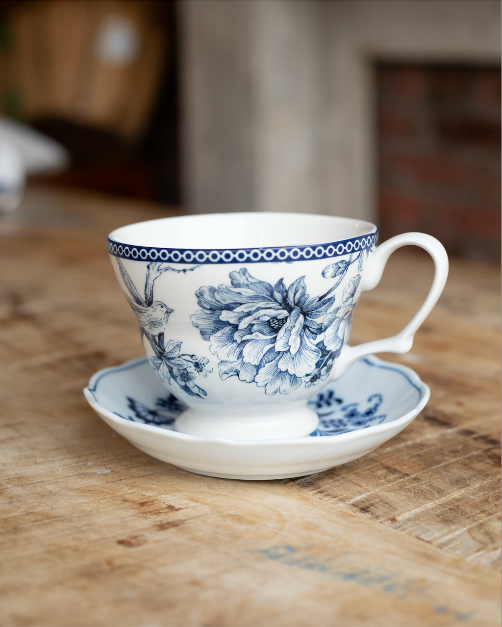 Tea Cup & Saucer Set